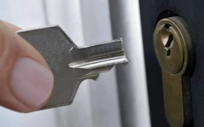 Komentarz emeryt une clé cassée de une serrure?