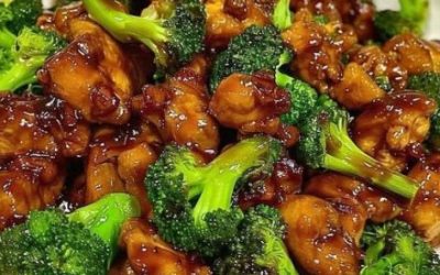 🔥 Kurczak marynowany po azjatycku z chrupiącymi brokułami 🥦🍗 🔥 Pachnące, proste i nieodparte danie 😍 – przepis, który powtarzamy w kółko!